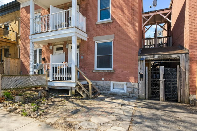 10 Lower Charlotte Street