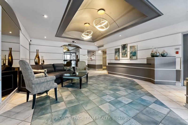 606 - 158C McArthur Ave, Ottawa, K1L 8E7 | Image 3
