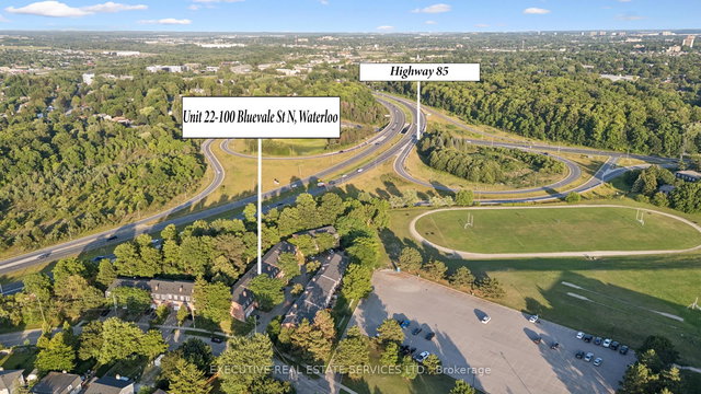 22 - 100 Bluevale Street N