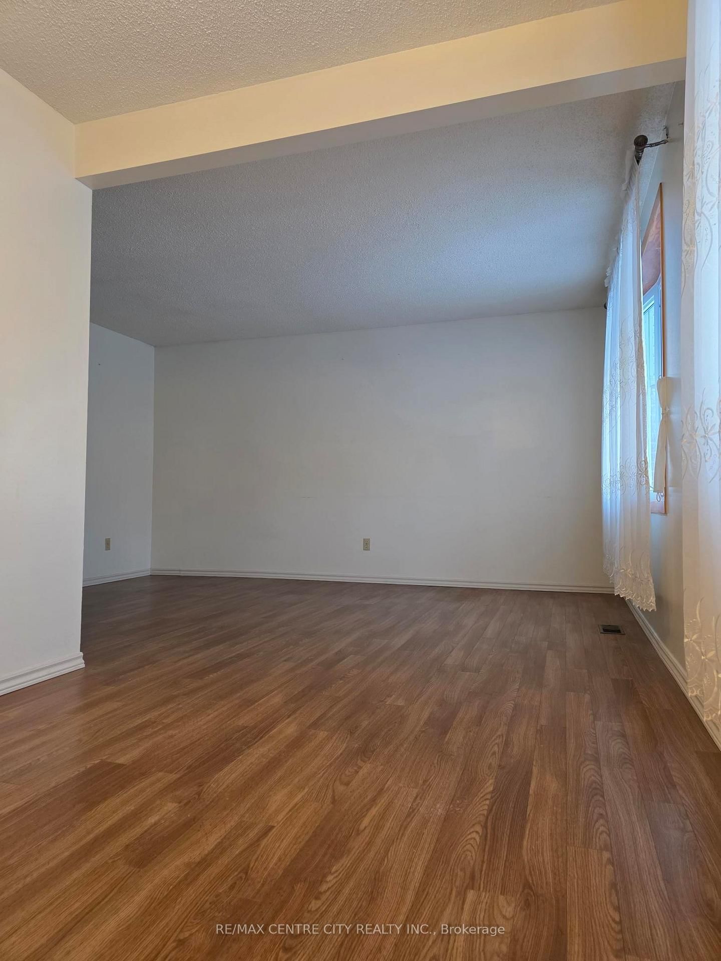 Detached House for sale at 405 Rippleton Road, London North, Ontario, N6G 1M3 - North K - MLS: X12834976