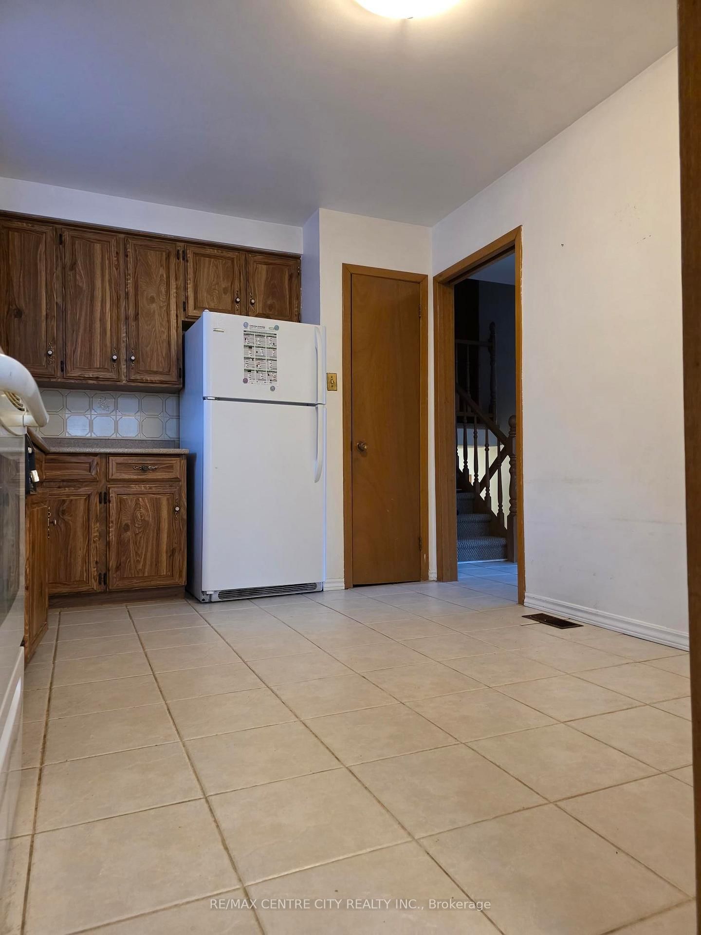 Detached House for sale at 405 Rippleton Road, London North, Ontario, N6G 1M3 - North K - MLS: X12834976