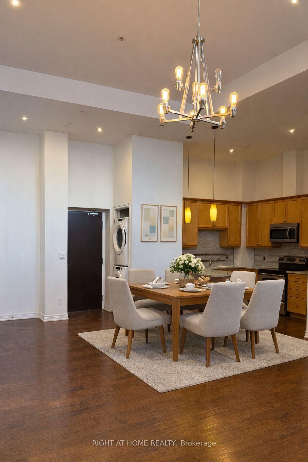 Condo for sale at 102-50 Murray Street, Hamilton, Ontario, L8L 1B3 - Central - MLS: X12835022