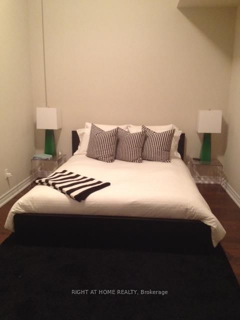 50 Murray Street W, Unit 102 - Photo 9