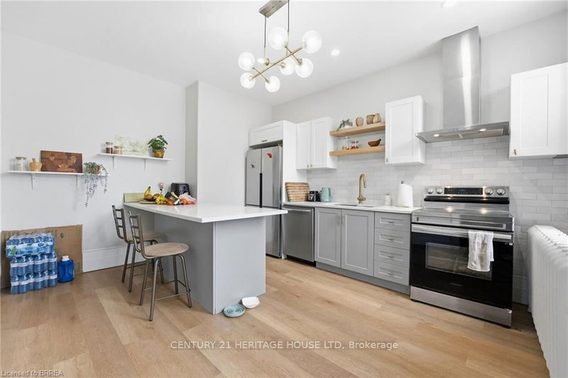 220 Nelson St, Brantford, N3S 4C1 | Image 2