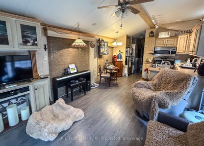 77719 BLUEWATER Highway • #36 BEACON LN • Bluewater, ON photo 4