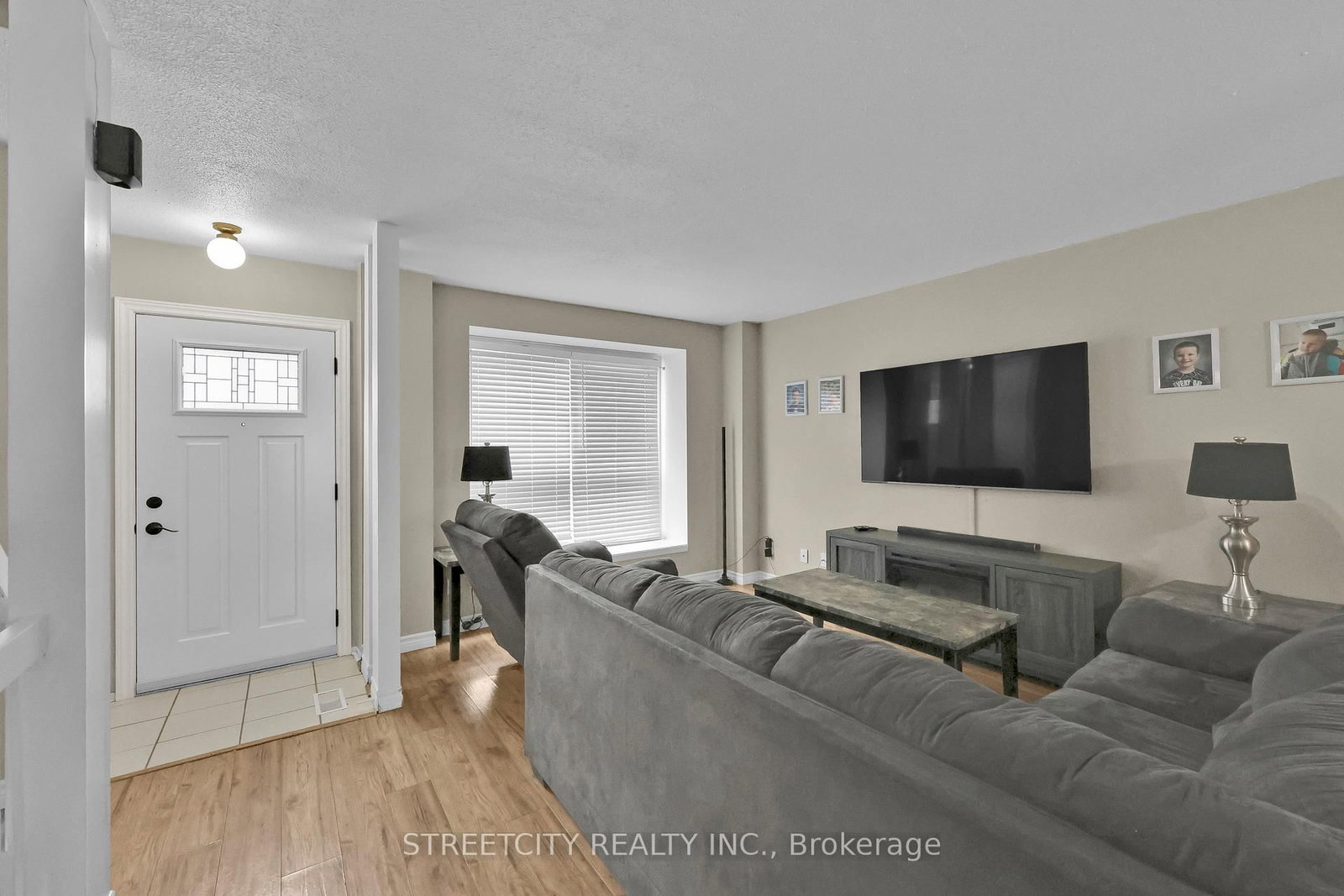 Townhouse for sale at 8-253 Taylor Street, London East, Ontario, N5Y 2J6 - East C - MLS: X12836000