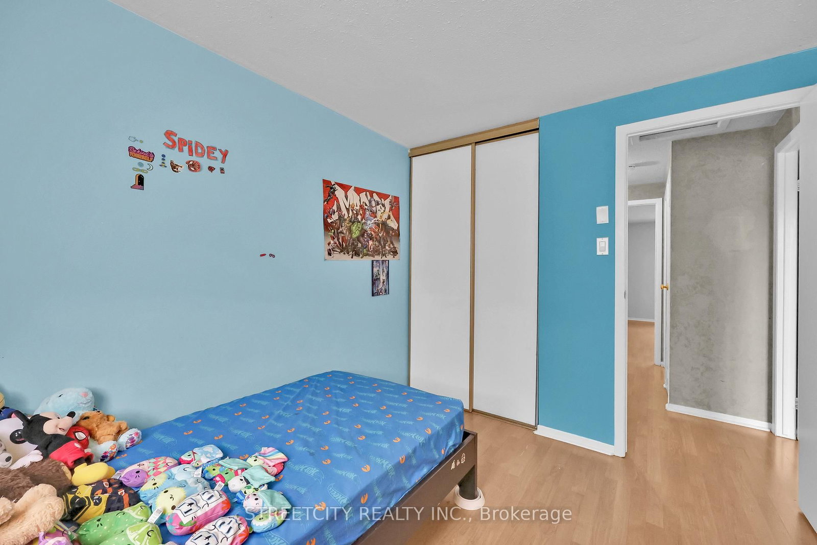 Townhouse for sale at 8-253 Taylor Street, London East, Ontario, N5Y 2J6 - East C - MLS: X12836000