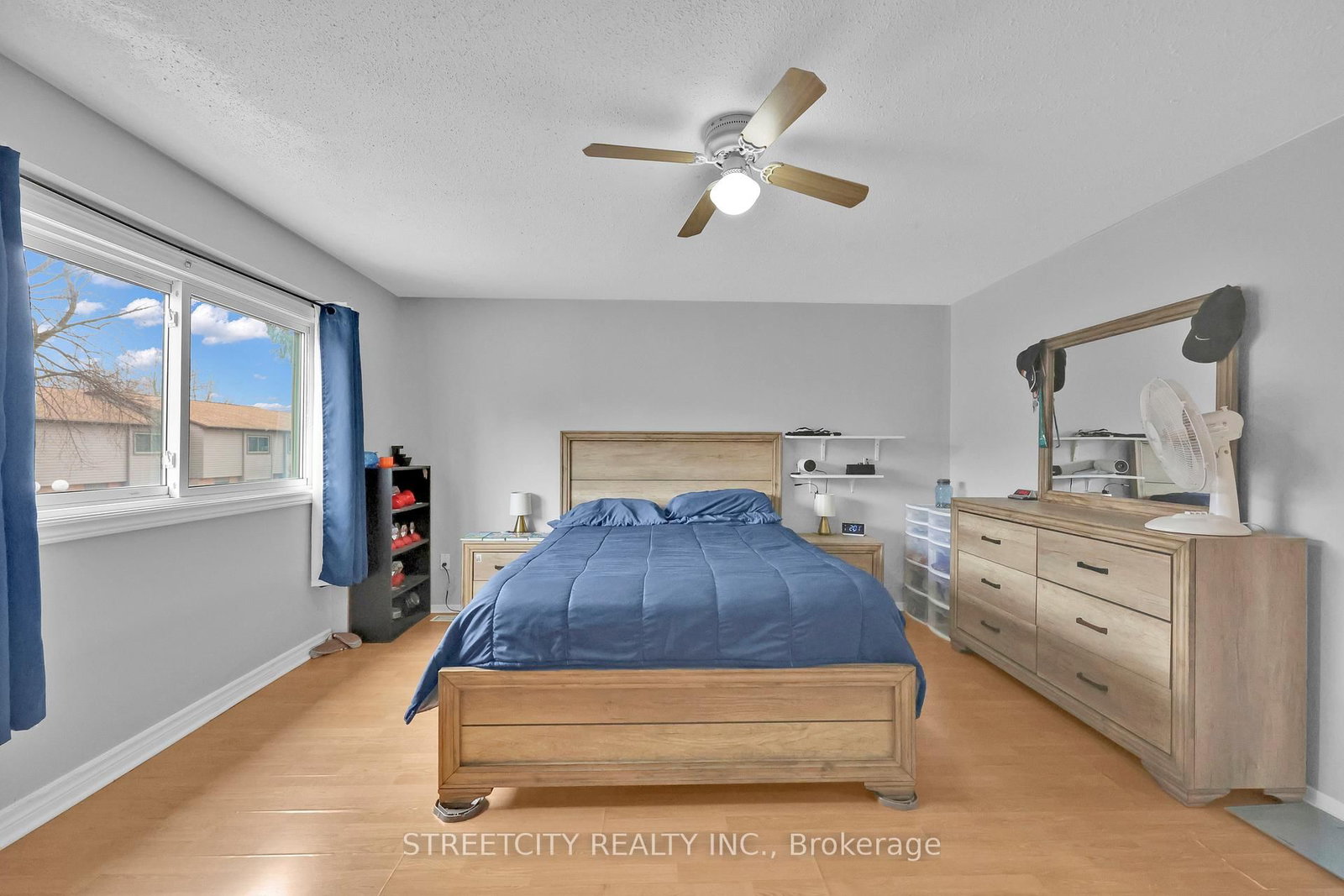 Townhouse for sale at 8-253 Taylor Street, London East, Ontario, N5Y 2J6 - East C - MLS: X12836000