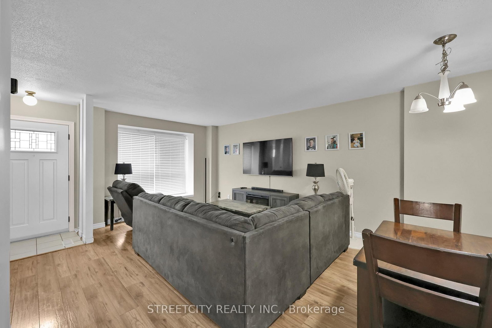 Townhouse for sale at 8-253 Taylor Street, London East, Ontario, N5Y 2J6 - East C - MLS: X12836000