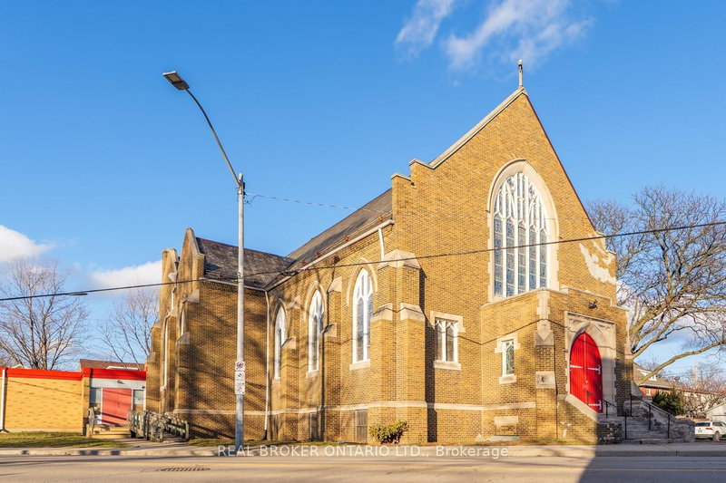 1401 KING St E, Hamilton, L8M 3M1 | Image 2