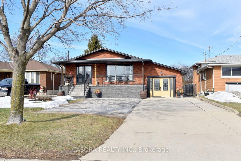 682 Mohawk Rd W, Hamilton, L9C 1X8 | Image 2