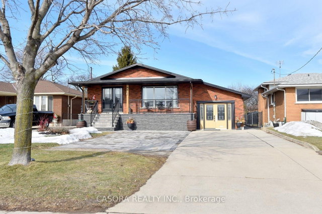 682 Mohawk Road W