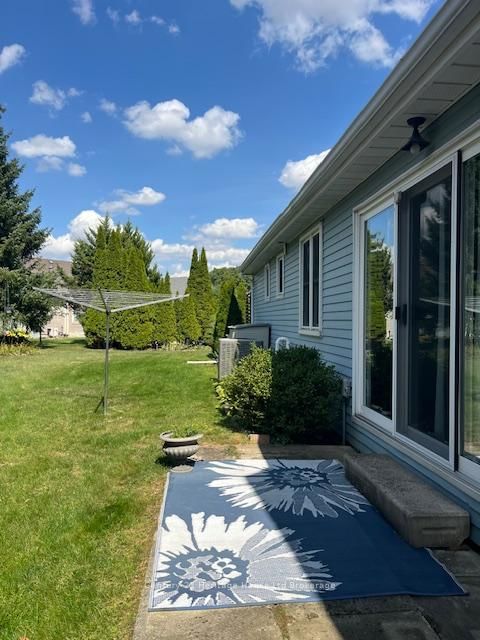 65 Edwin Crescent