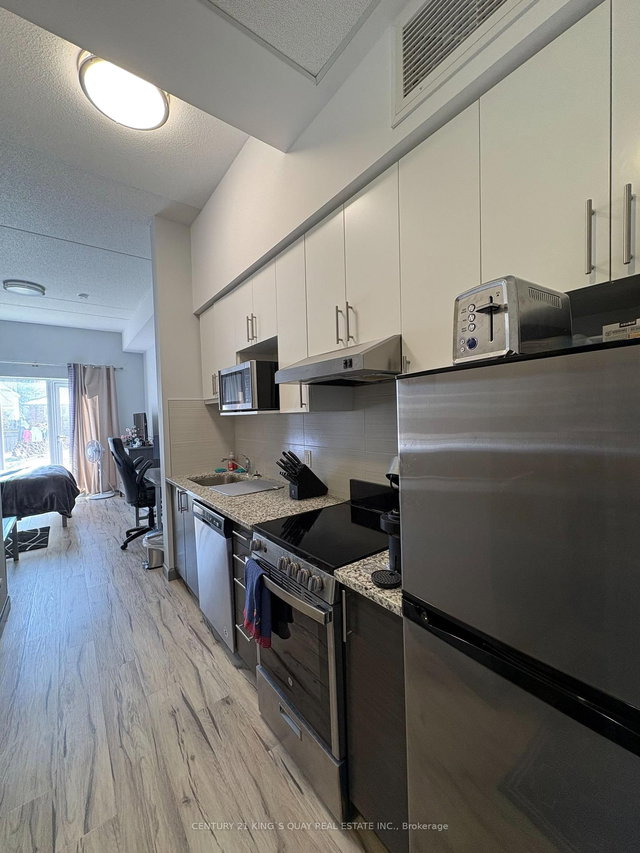 115 - 77 Leland Street