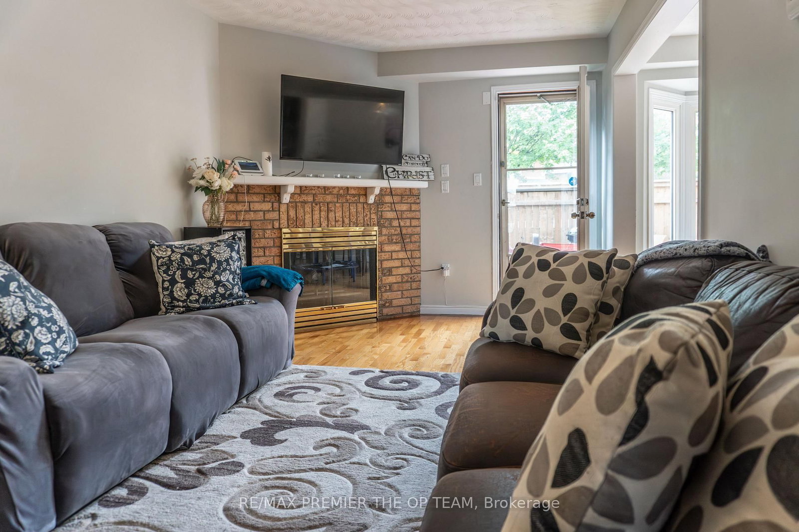 Townhouse for sale at 3-255 Mount Albion Road, Hamilton, Ontario, L8K 6P7 - Red Hill - MLS: X12836688