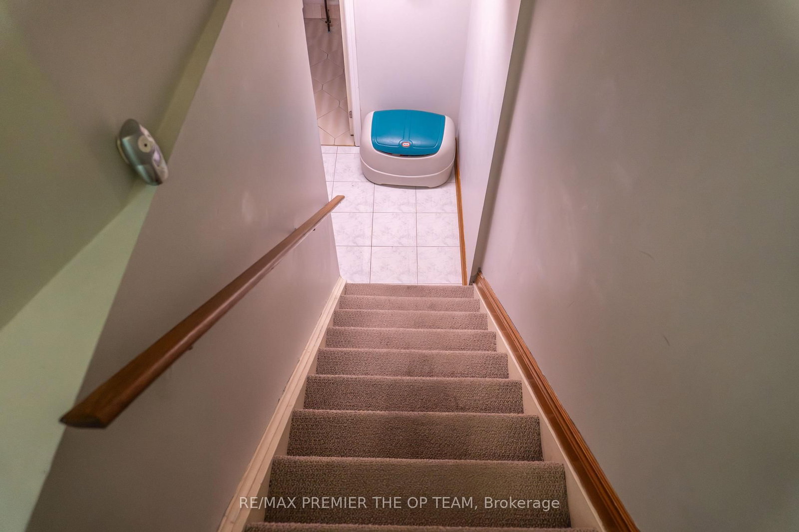 Townhouse for sale at 3-255 Mount Albion Road, Hamilton, Ontario, L8K 6P7 - Red Hill - MLS: X12836688