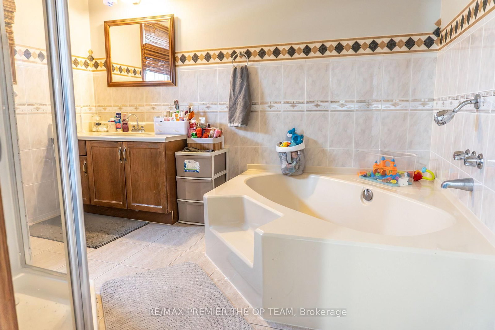 Townhouse for sale at 3-255 Mount Albion Road, Hamilton, Ontario, L8K 6P7 - Red Hill - MLS: X12836688