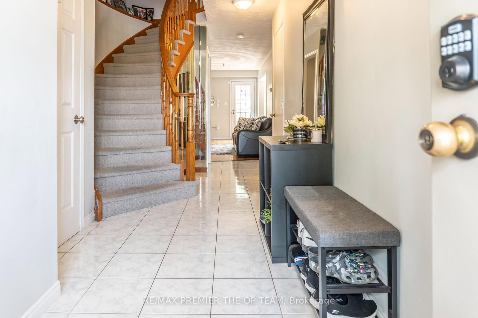 Townhouse for sale at 3-255 Mount Albion Road, Hamilton, Ontario, L8K 6P7 - Red Hill - MLS: X12836688