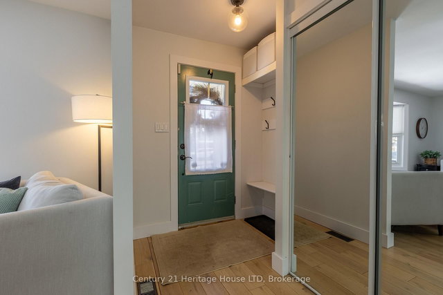 26 Royal Orchard Crescent