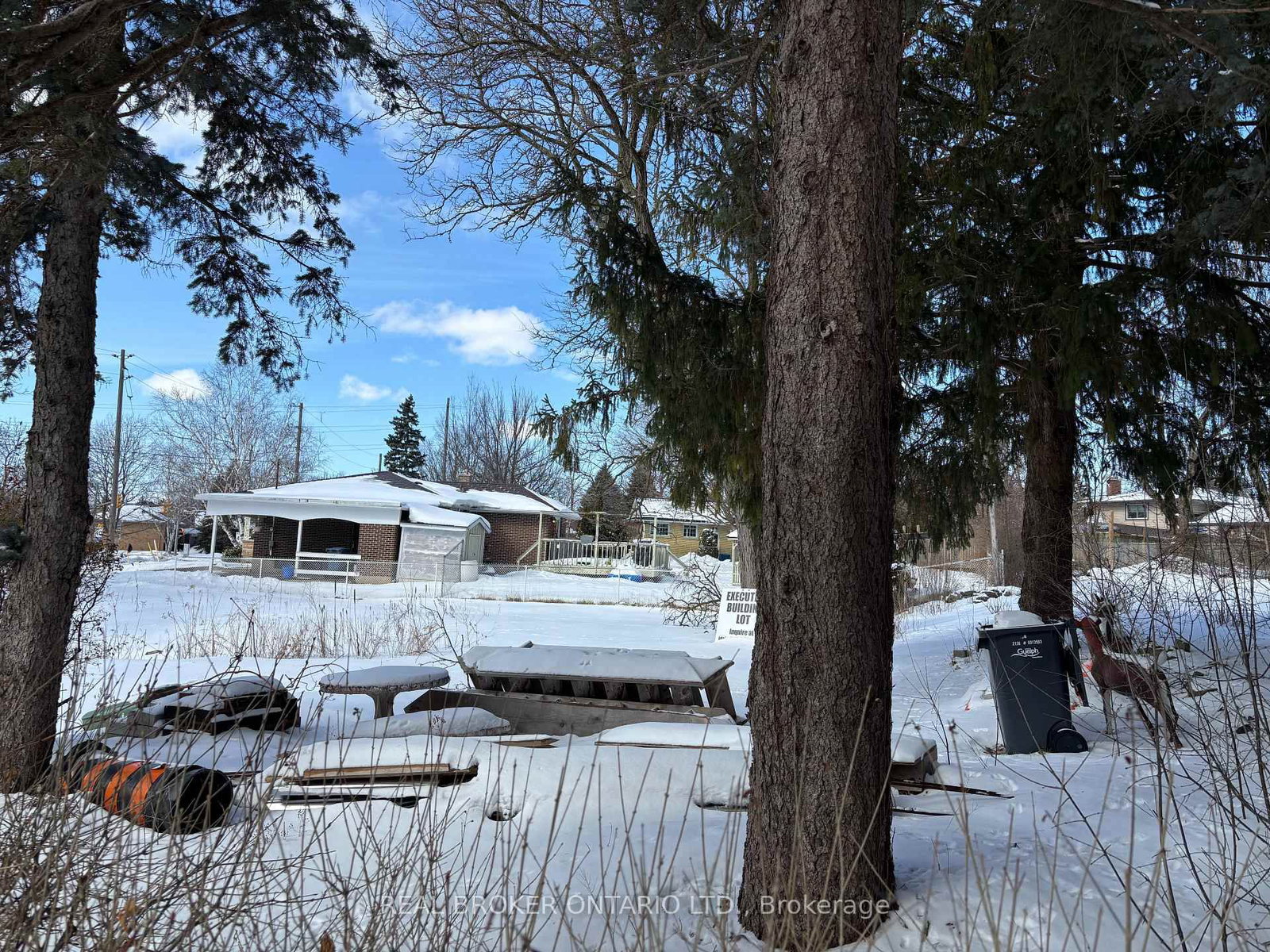 4 Sherwood Drive - Photo 14