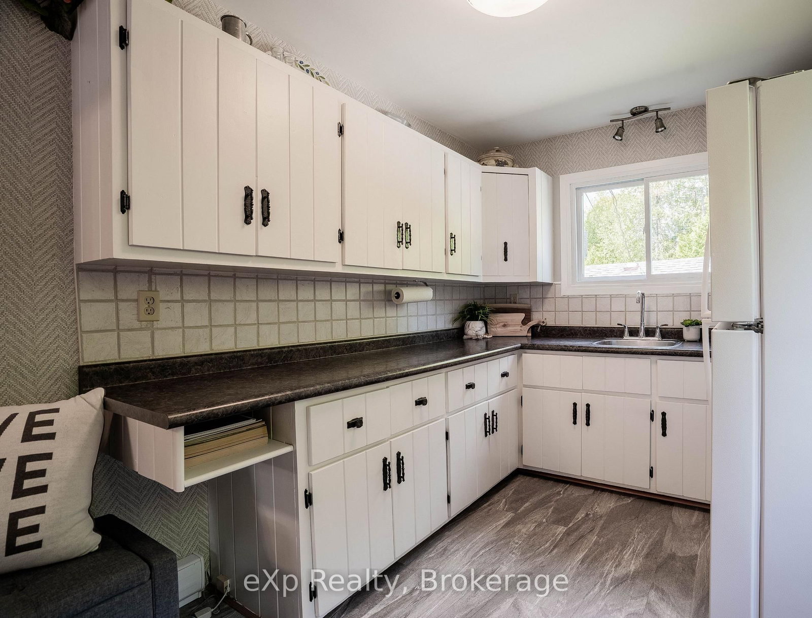 245 Whiskey Harbour Road • Northern Bruce Peninsula, ON photo 6