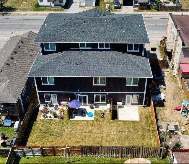 103A - 103 Southworth Street N