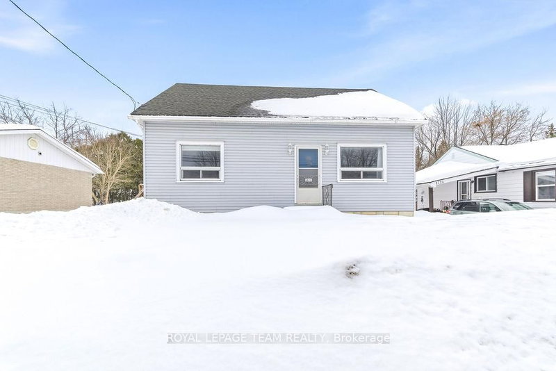 1120 Pembroke St W, Pembroke, K8A 5R5 | Image 3