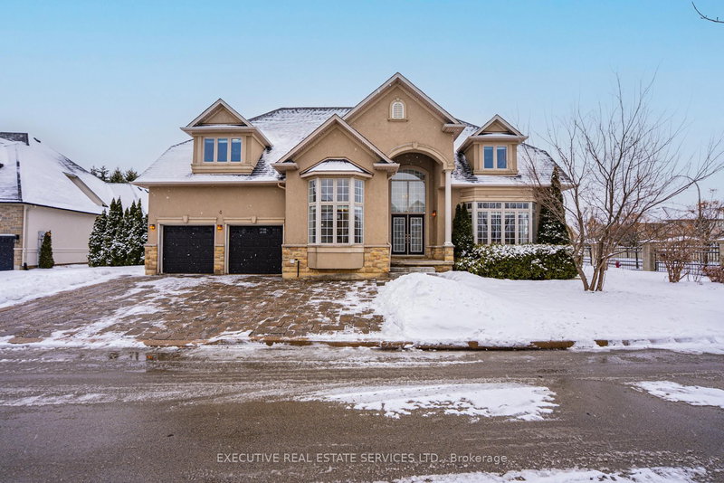 4 Berkshire Pl, Hamilton, L9K 0A9 | Image 3