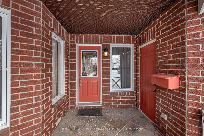 49 Peregrine Cres, Kanata, K2M 2T2 | Image 3