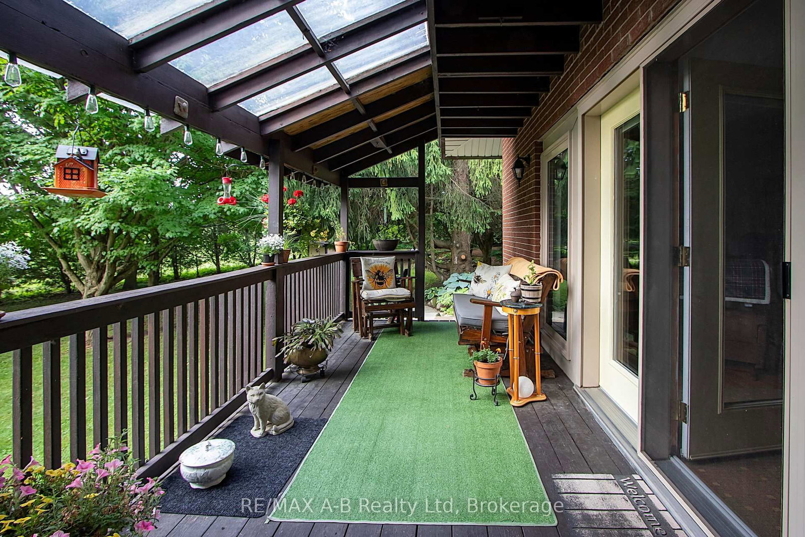 Listing Image 7
