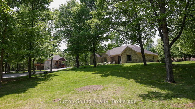 505556 Grey Road 1 Road