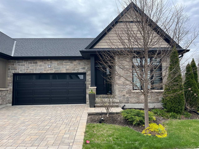 13 - 525 Niagara Street