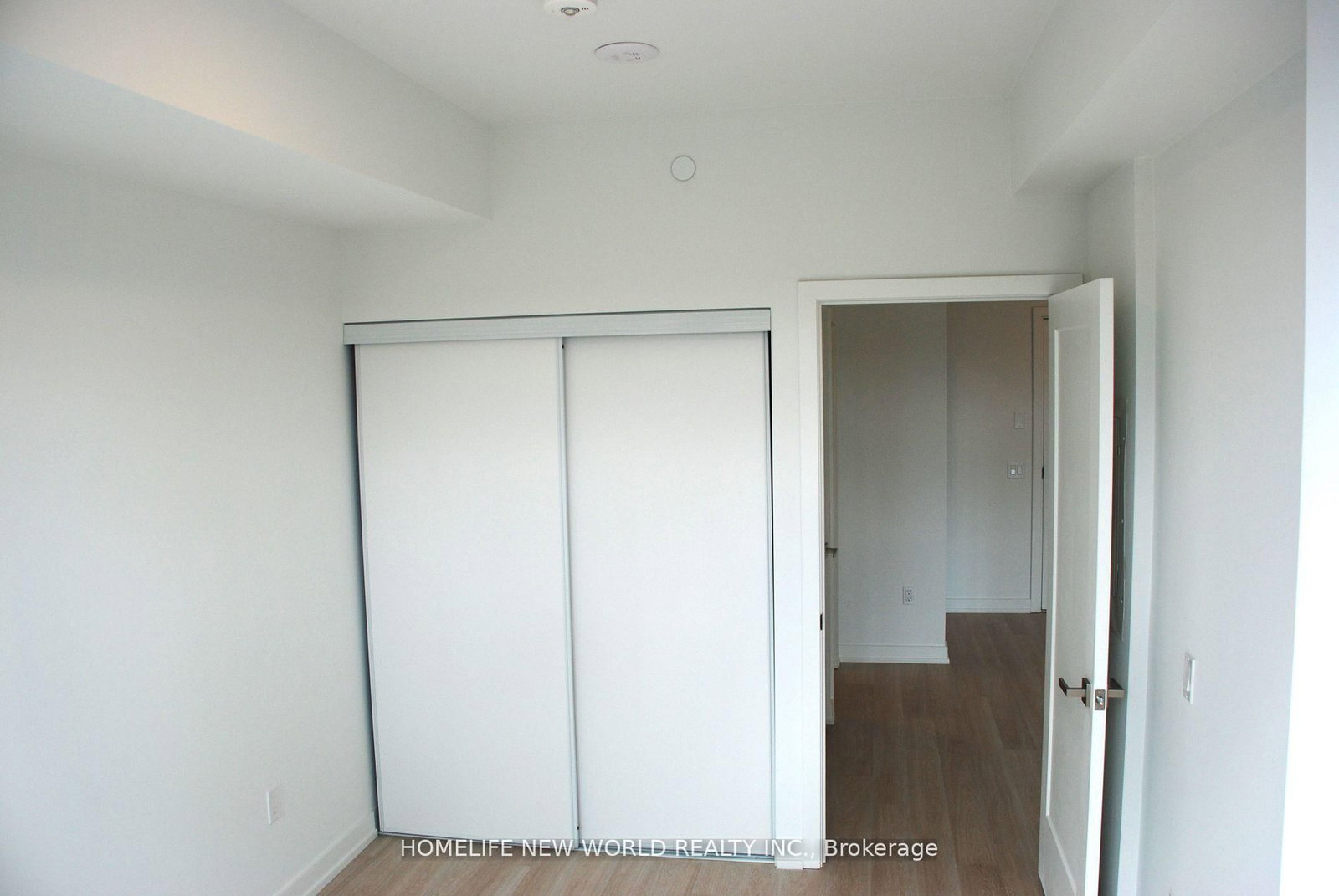 415 Main Street W, Unit 605 - Photo 13