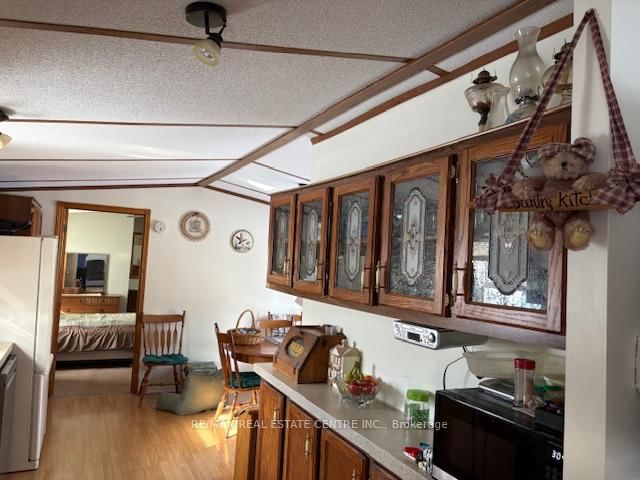 40 Maple Grove Village Road • Southgate, ON photo 13