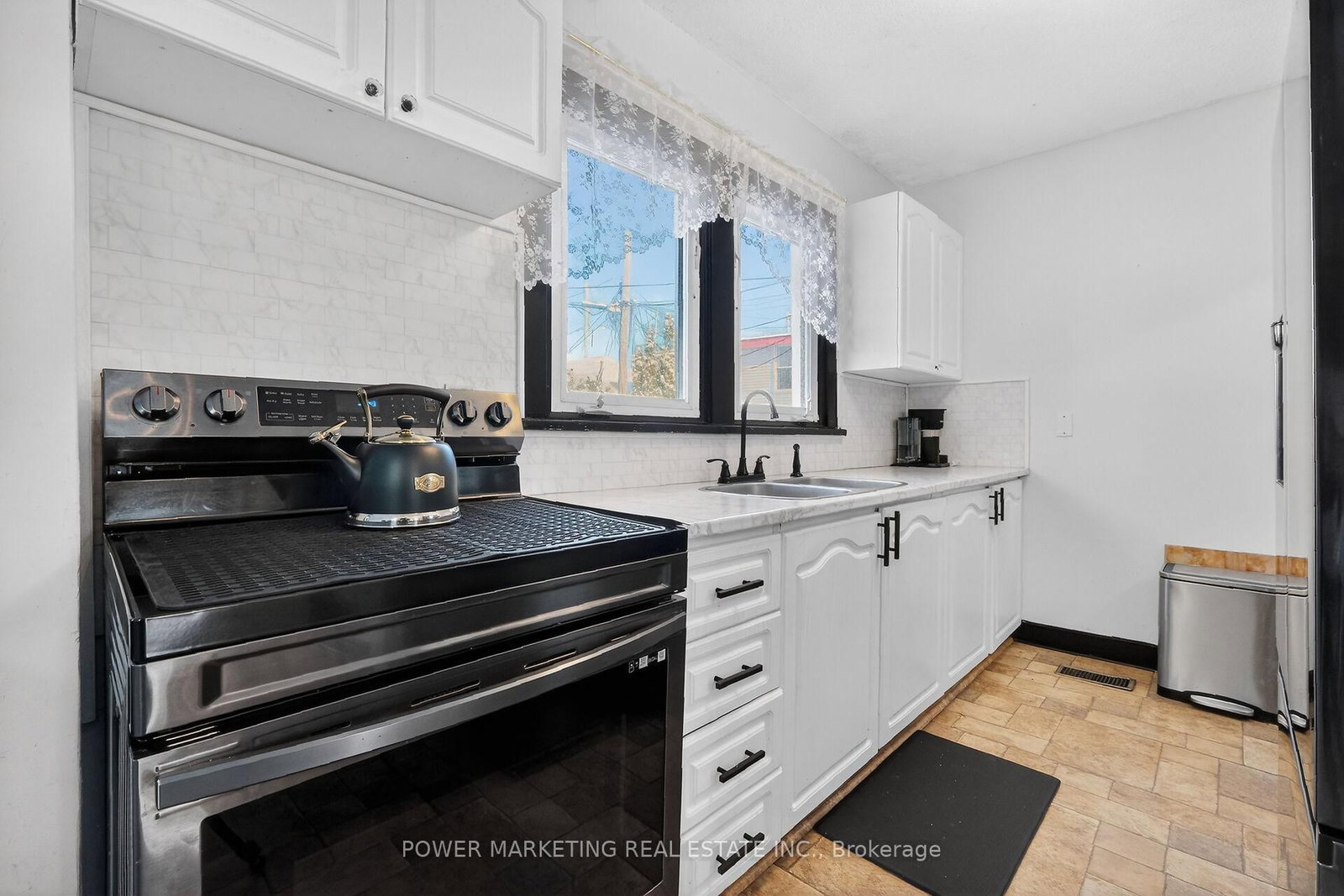 Detached House for sale at 231 ETHEL Street, Ottawa, Ontario, K1L 5X1 - Vanier - MLS: X12838572