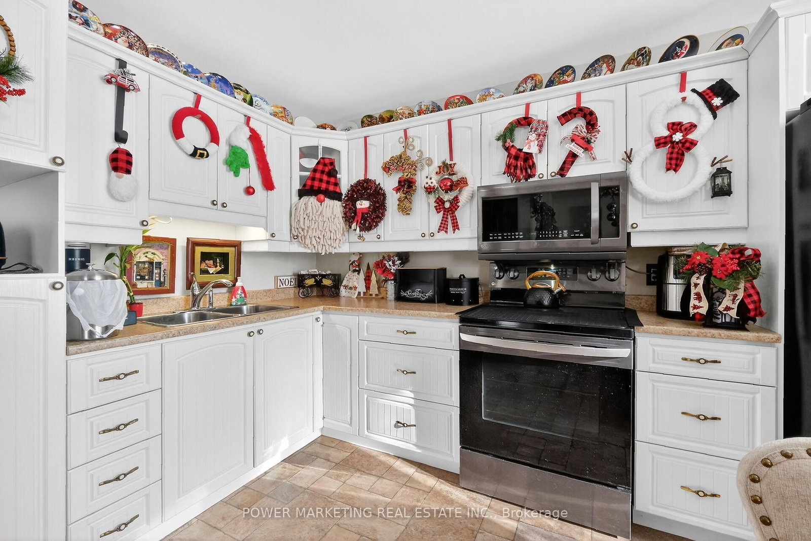 Detached House for sale at 231 ETHEL Street, Ottawa, Ontario, K1L 5X1 - Vanier - MLS: X12838572