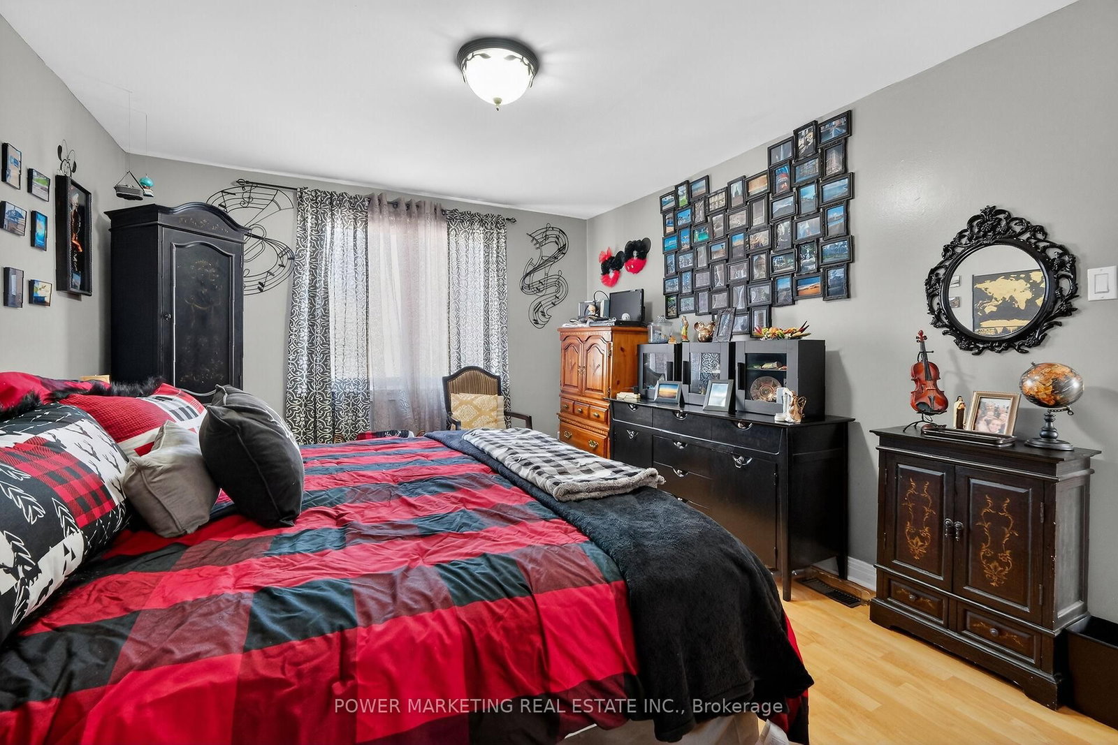 Detached House for sale at 231 ETHEL Street, Ottawa, Ontario, K1L 5X1 - Vanier - MLS: X12838572