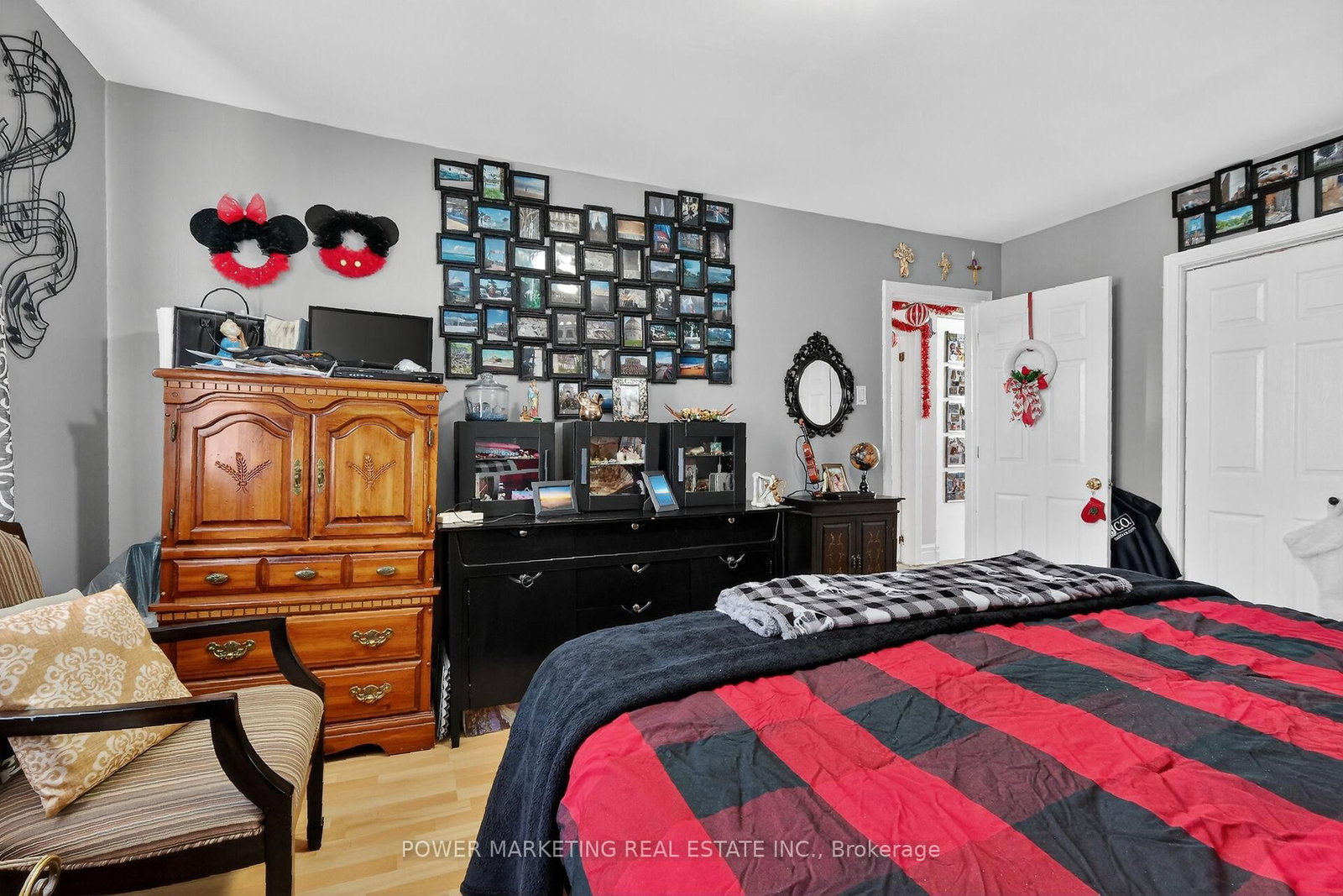 Detached House for sale at 231 ETHEL Street, Ottawa, Ontario, K1L 5X1 - Vanier - MLS: X12838572