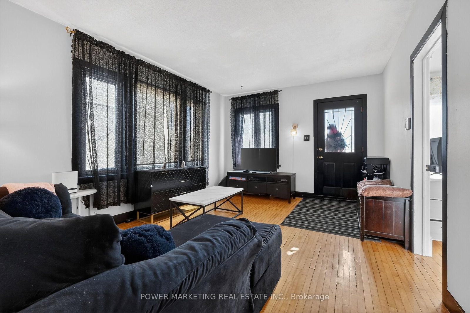 Detached House for sale at 231 ETHEL Street, Ottawa, Ontario, K1L 5X1 - Vanier - MLS: X12838572