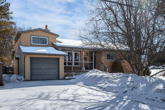 62 Montgomery Boulevard