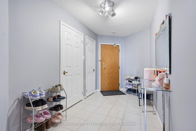 1503 - 695 Richmond Street