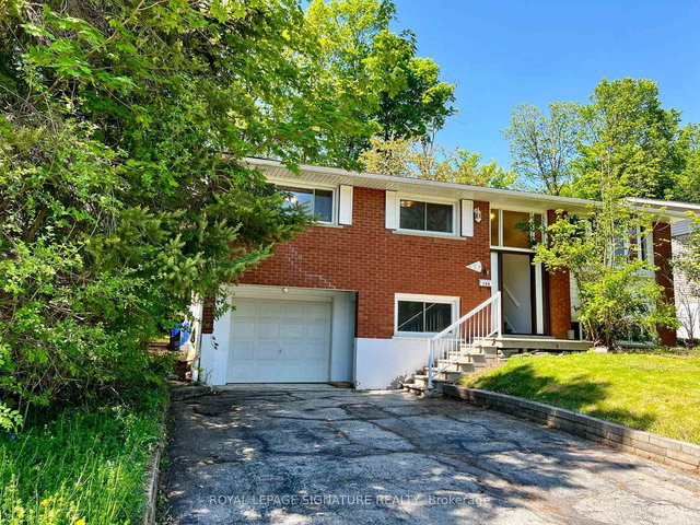 194 Cedarbrae Avenue