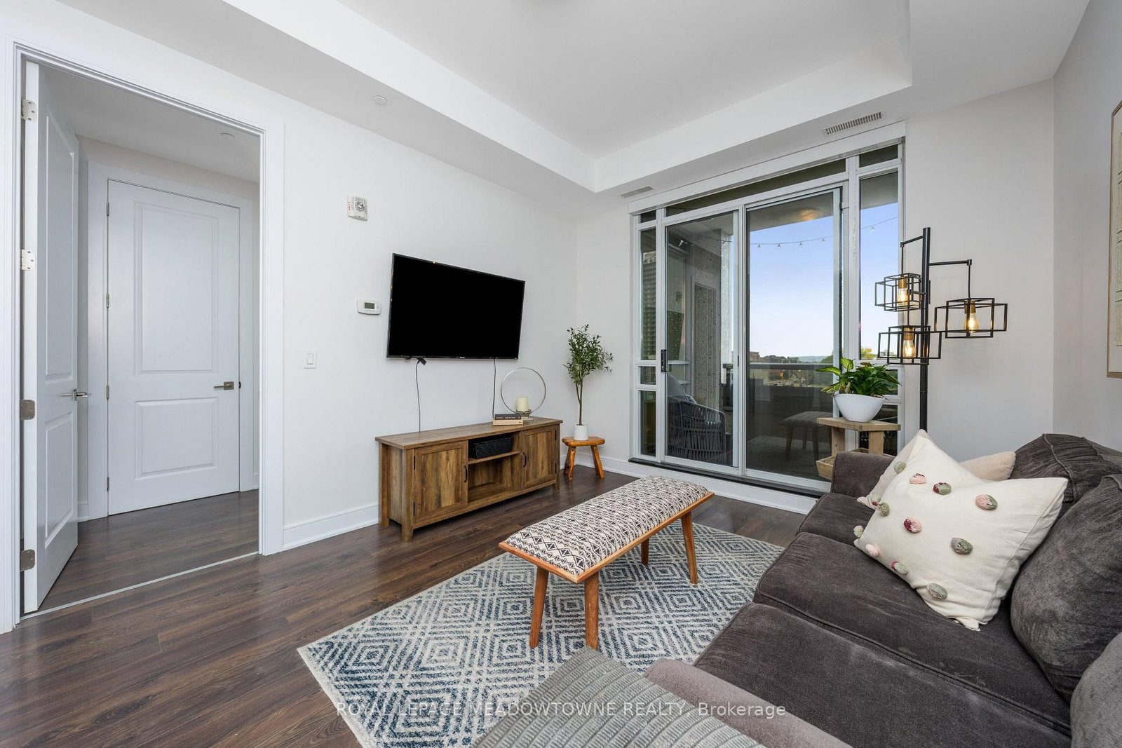 Condo for sale at 505-150 Main Street, Hamilton, Ontario, L8P 1H8 - Central - MLS: X12839044