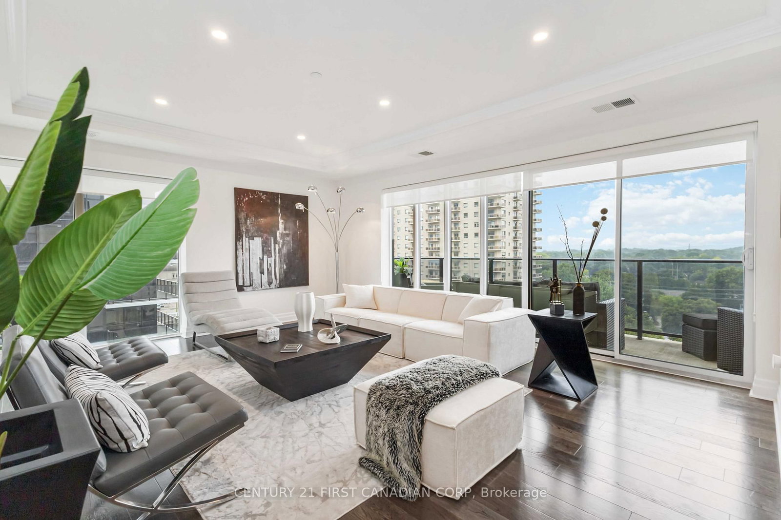 505 Talbot Street, Unit 809 - Photo 12