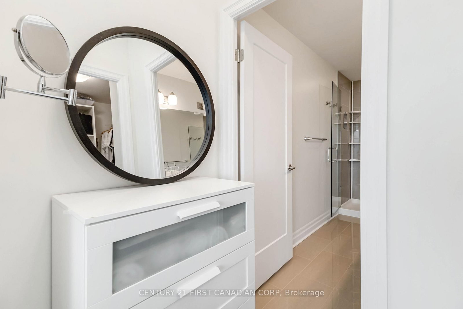 505 Talbot Street, Unit 809 - Photo 33