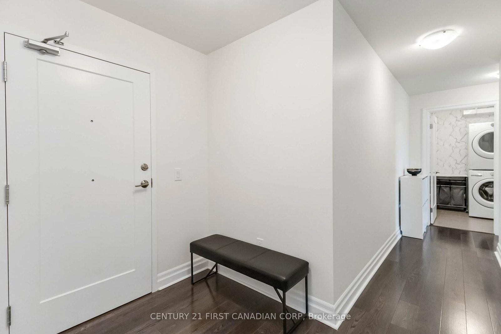 505 Talbot Street, Unit 809 - Photo 4