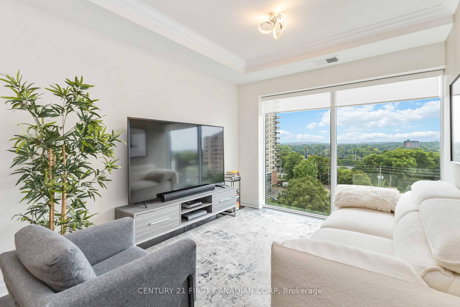 505 Talbot Street, Unit 809 - Photo 7