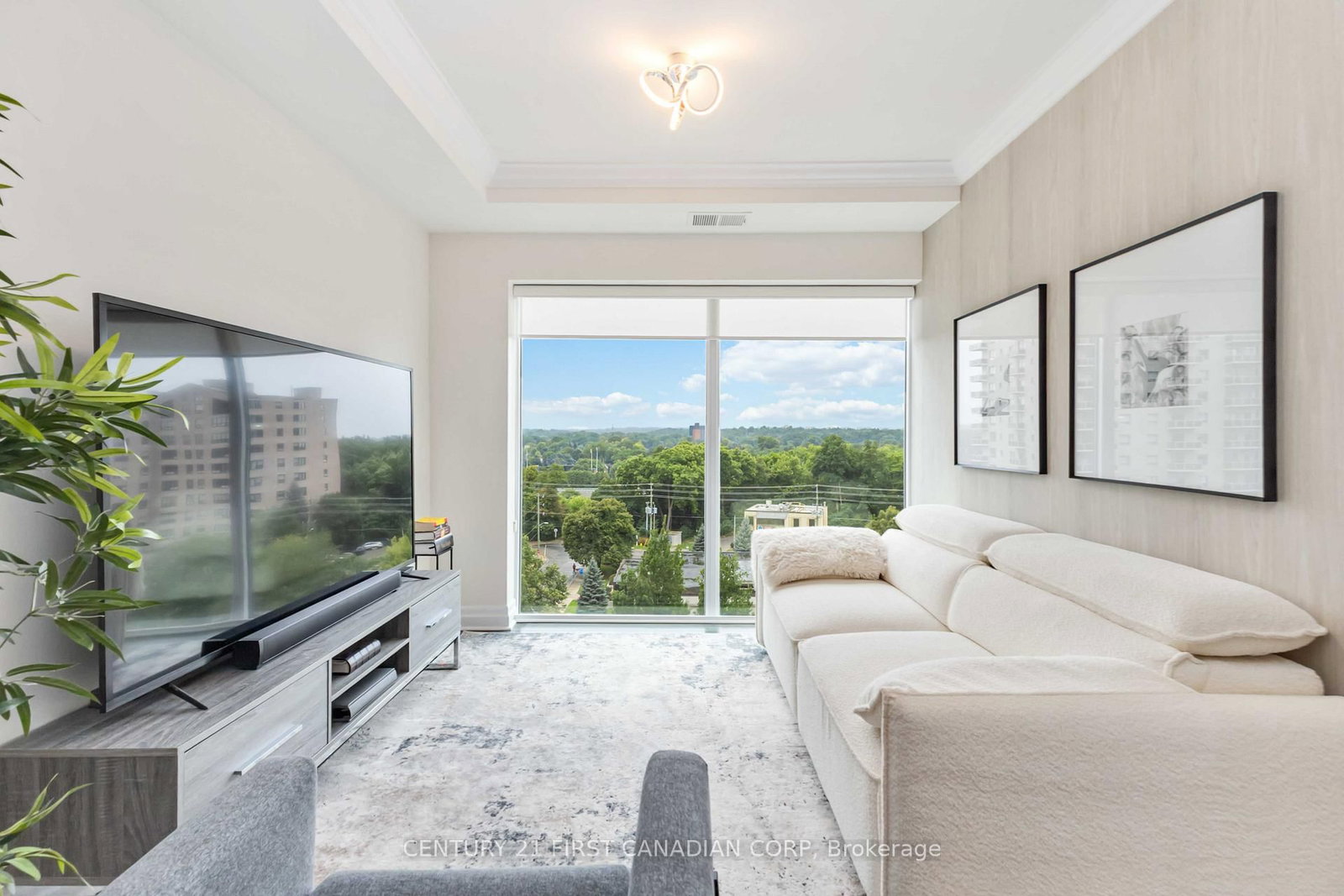 505 Talbot Street, Unit 809 - Photo 8