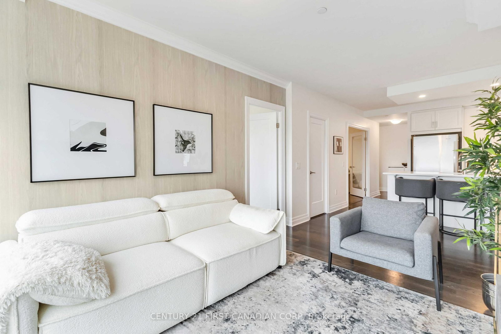 505 Talbot Street, Unit 809 - Photo 9