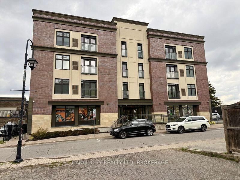 home for lease on 306-10 Albert Street E